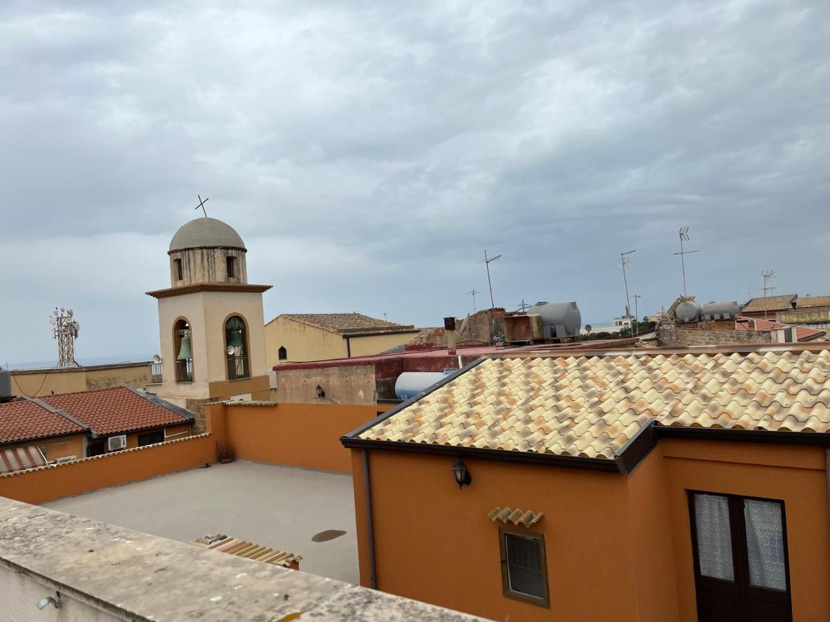 Casa Ai Tre Campanili Apartment Gela Luaran gambar