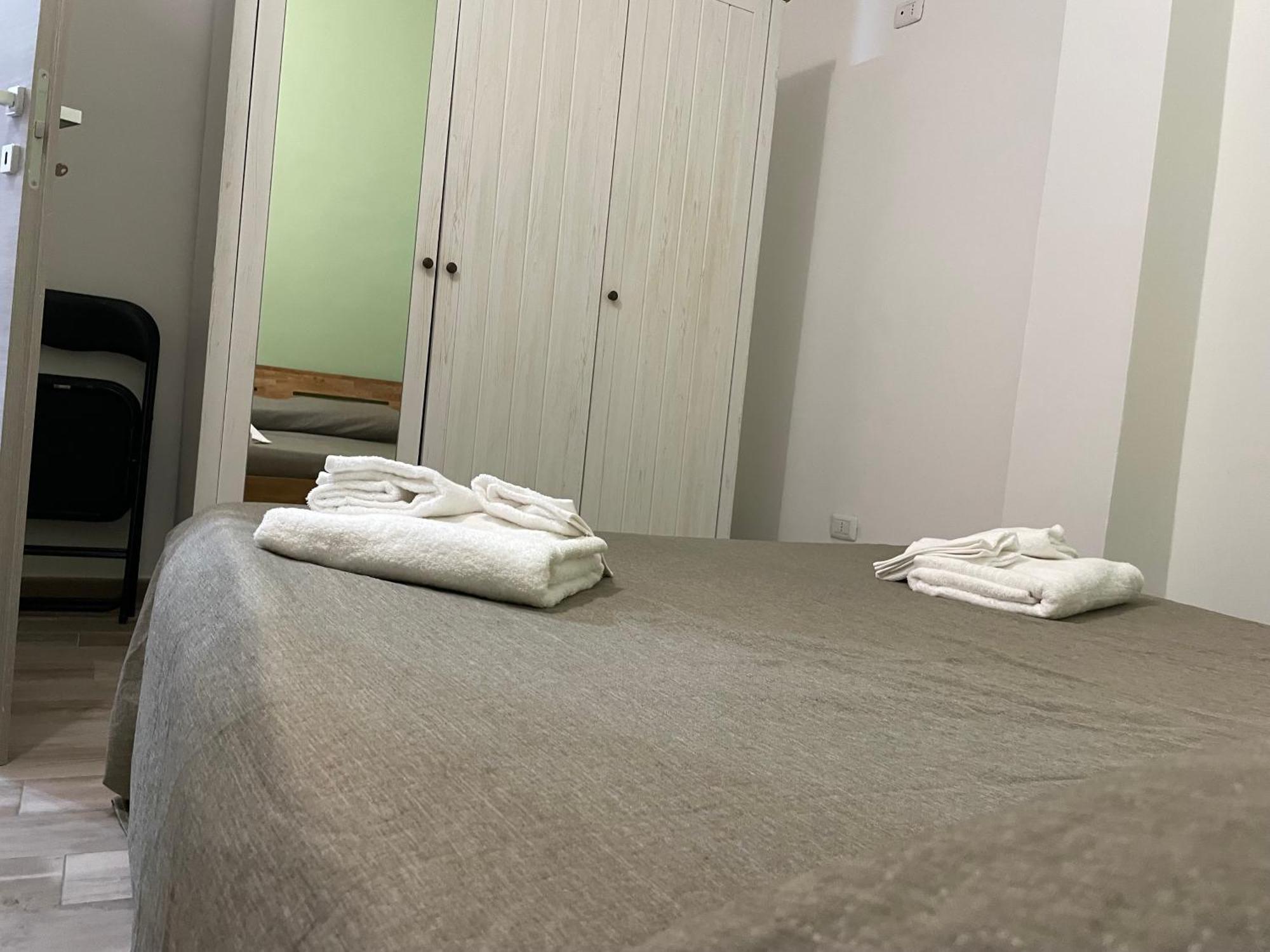 Casa Ai Tre Campanili Apartment Gela Luaran gambar